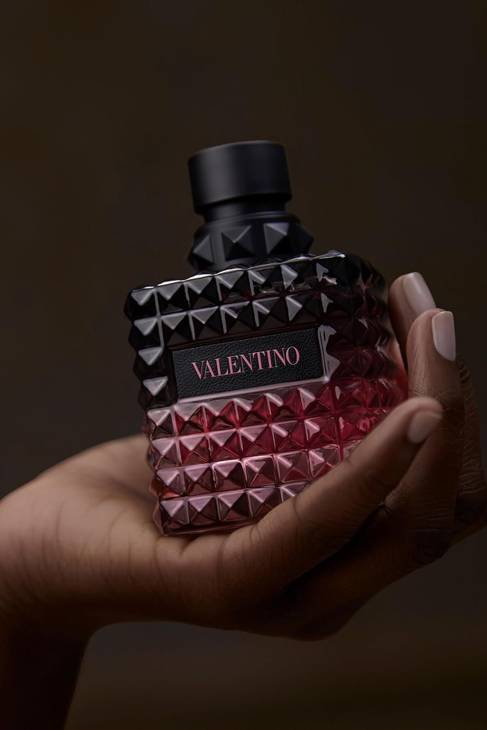 Valentino Donna Born In Roma Intense Eau de Parfum Spray for Women, 3.4 Ounce - Image 5
