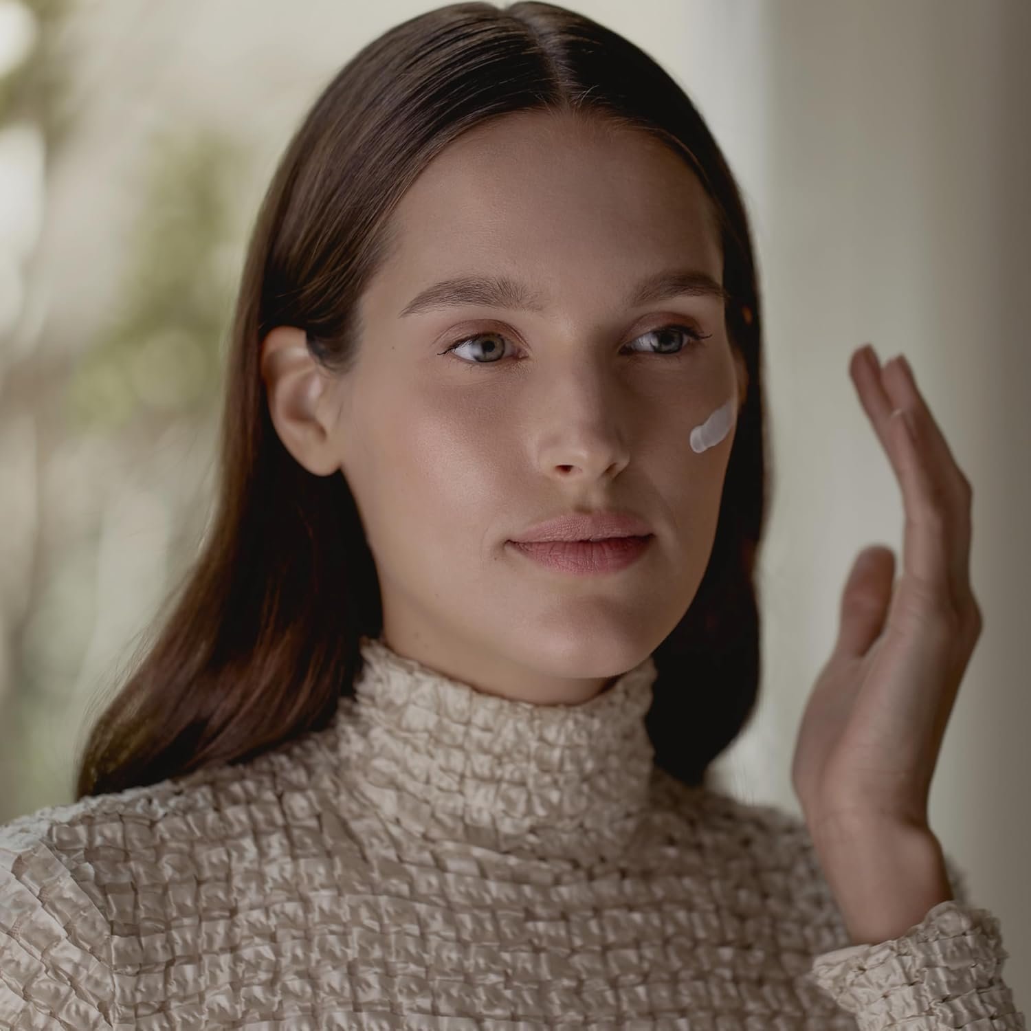 Sisley Paris All Day All Year - 50 mL - Essential Anti-Aging Moisturizer for Stronger, Younger-Looking Skin - Non-Shiny Finish - Image 4