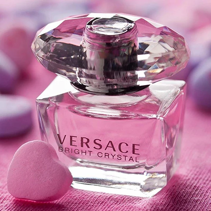 Versace Bright Crystal by Versace for Women 3.0 oz Eau de Toilette Spray - Image 3