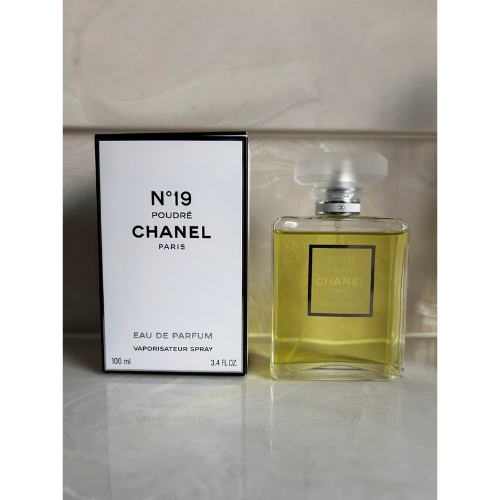 Chanel 19 Poudre By Chanel Eau De Parfum Spray 3.4 Oz - Image 2
